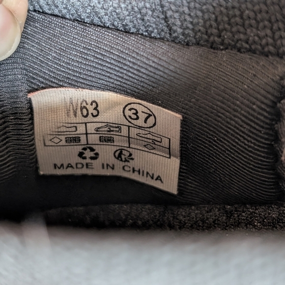 Whitin Women Shoes Sz 37 US6.5 - 7 Barefoot Sneakers Black Walking, Hiking - Picture 11 of 11